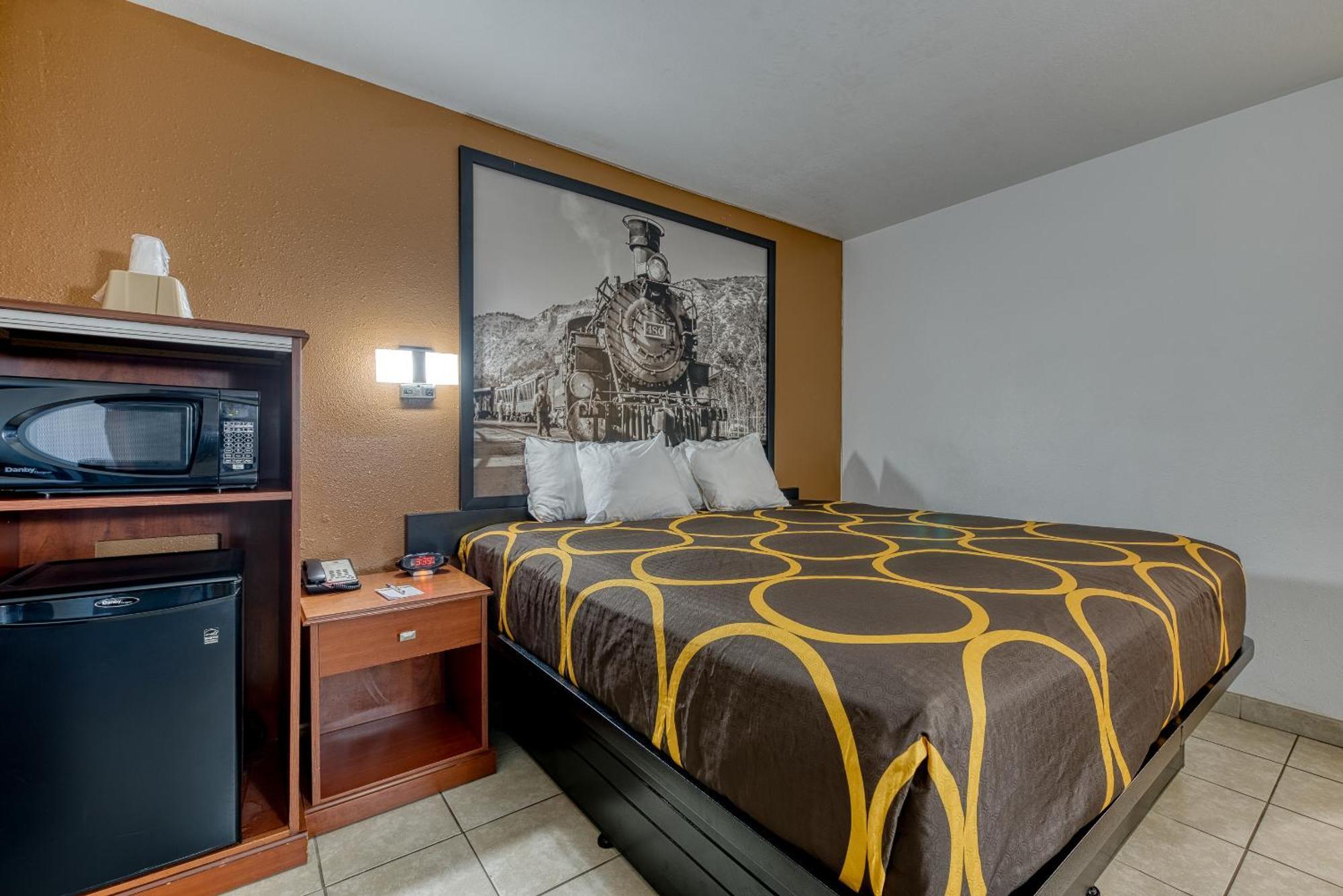 Super 8 By Wyndham Alamosa Motel Rom bilde