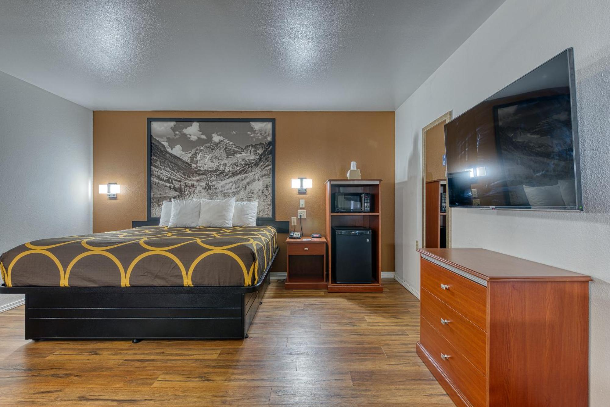 Super 8 By Wyndham Alamosa Motel Rom bilde