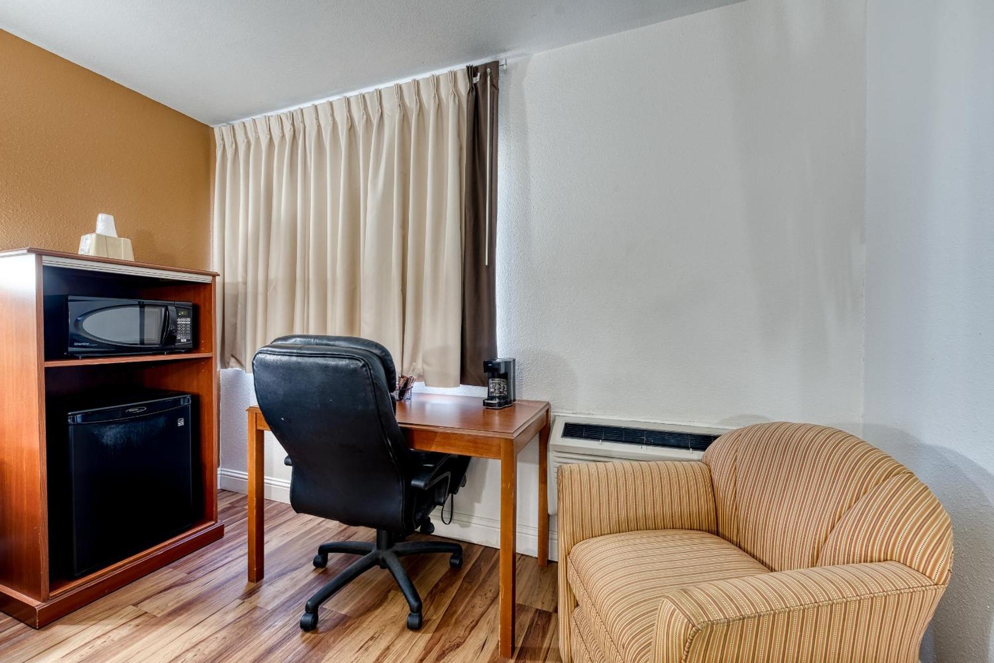 Super 8 By Wyndham Alamosa Motel Rom bilde