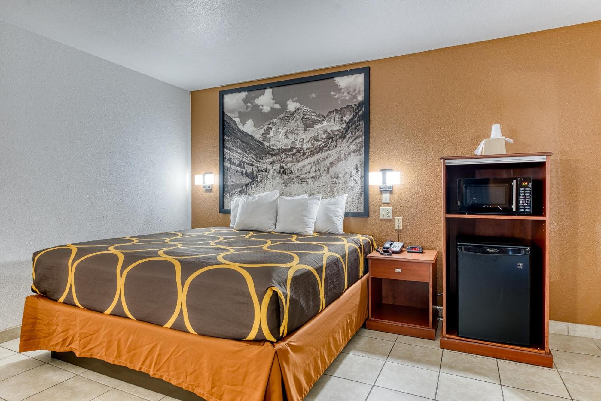 Super 8 By Wyndham Alamosa Motel Rom bilde