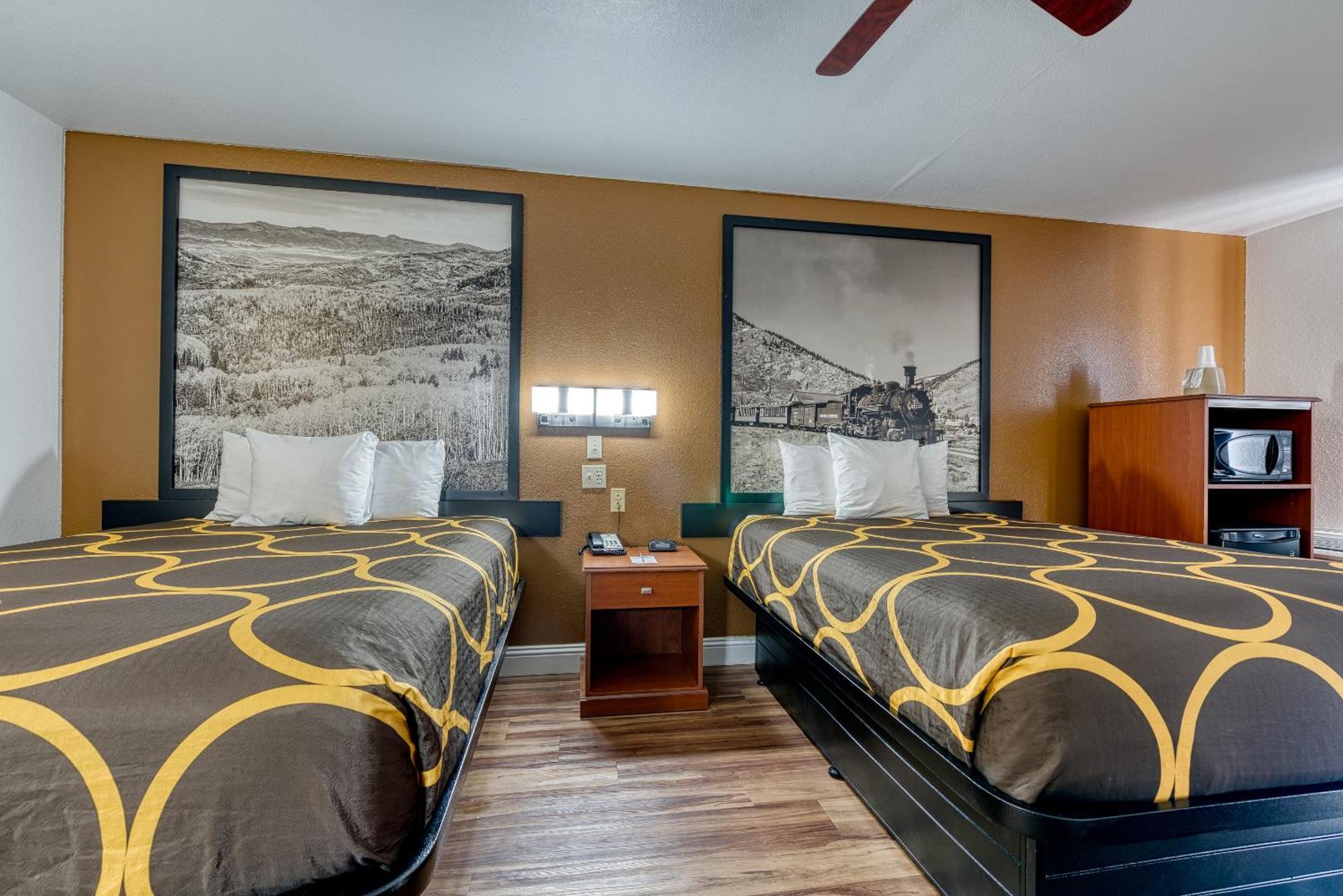 Super 8 By Wyndham Alamosa Motel Rom bilde